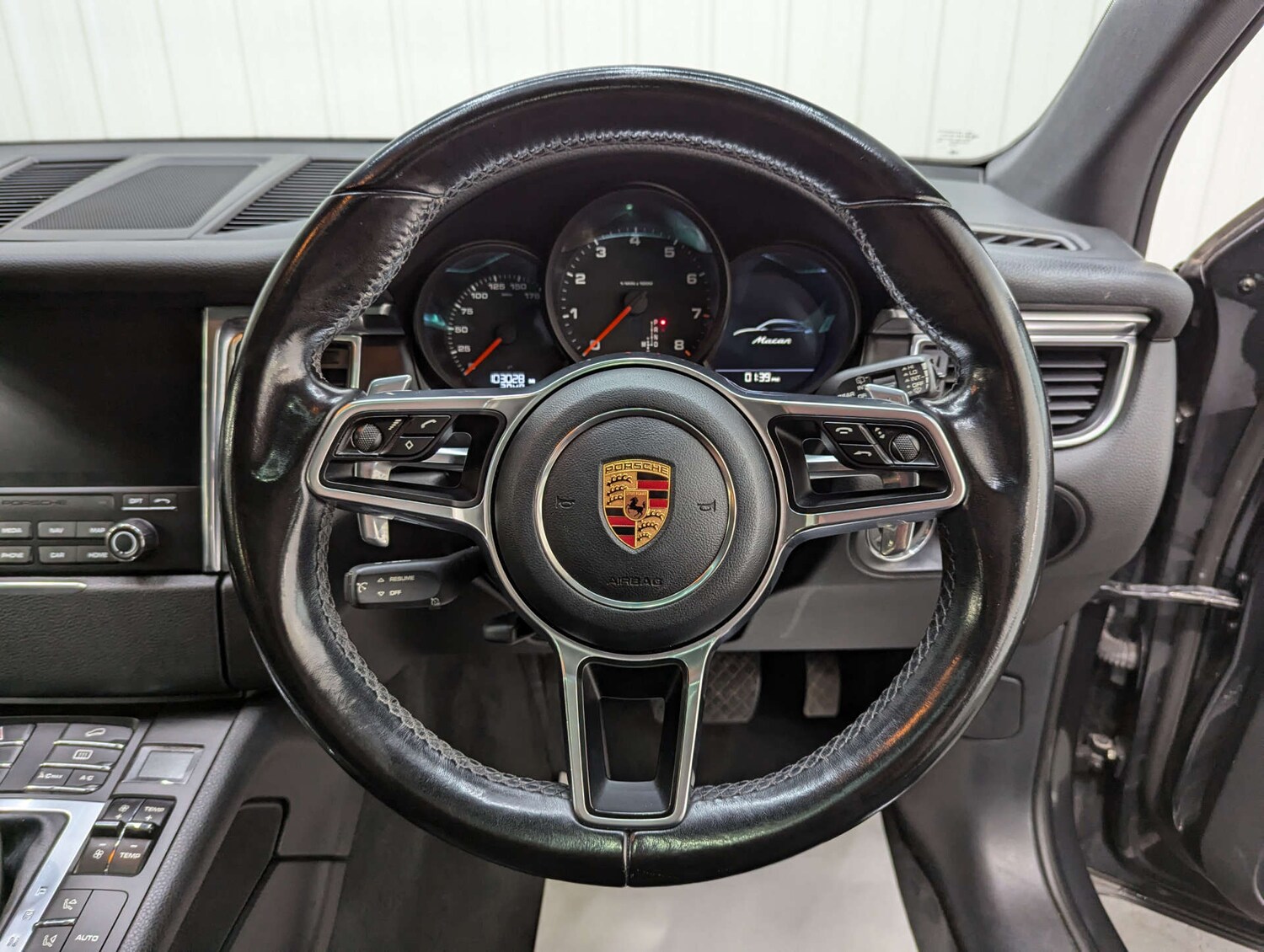 Used Porsche Macan 2016 for sale - 76005381: Photo 74