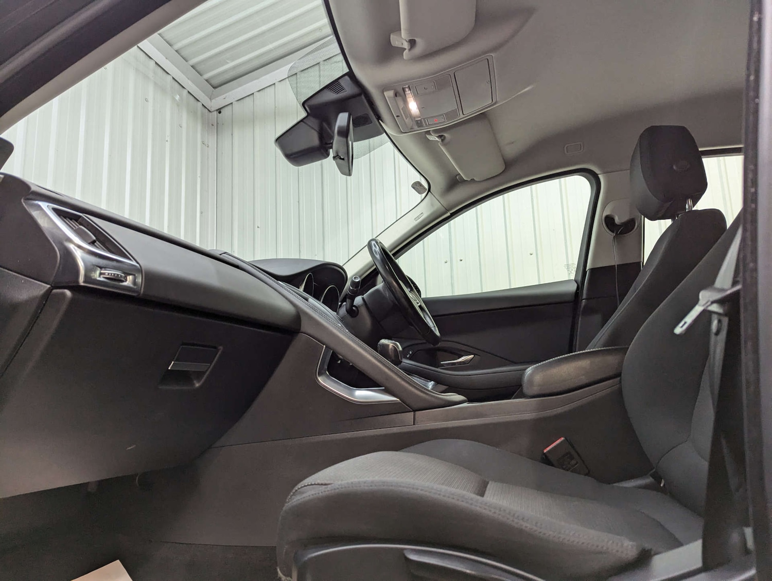 Used Jaguar E-Pace 2018 for sale - 77127333: Photo 57