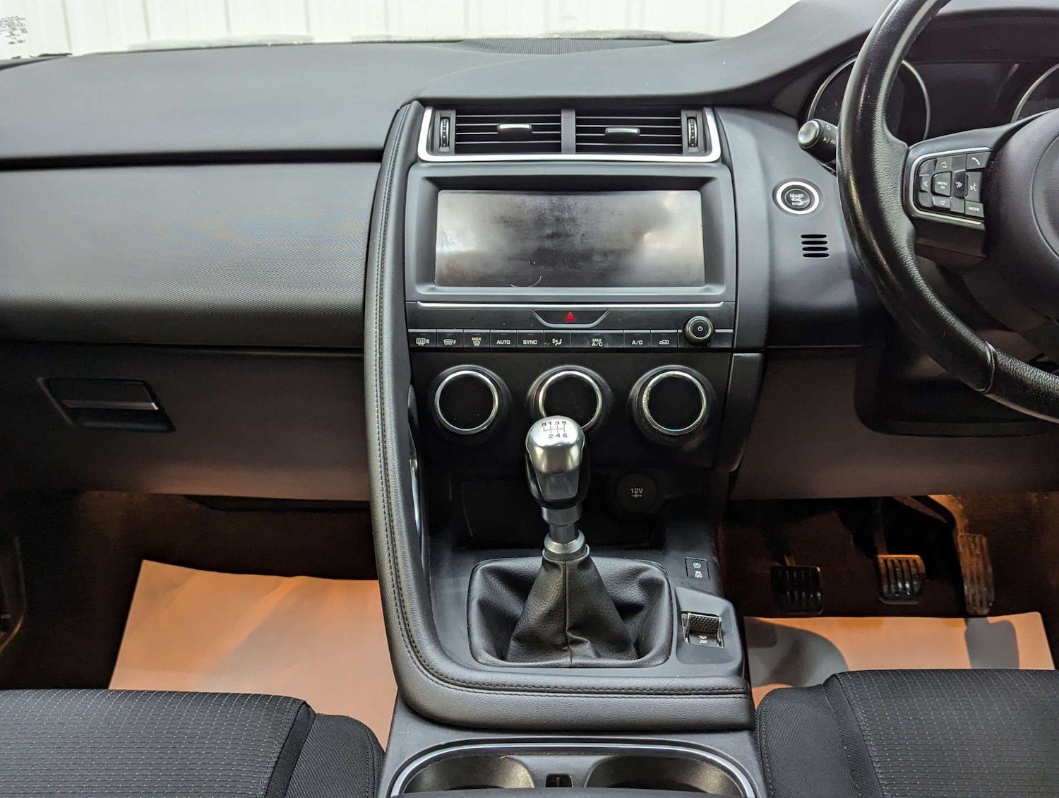 Used Jaguar E-Pace 2018 for sale - 77127333: Photo 83