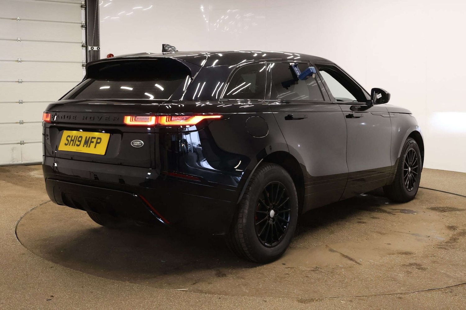 Used Land Rover Range Rover Velar 2019 for sale - 78036977: Photo 11