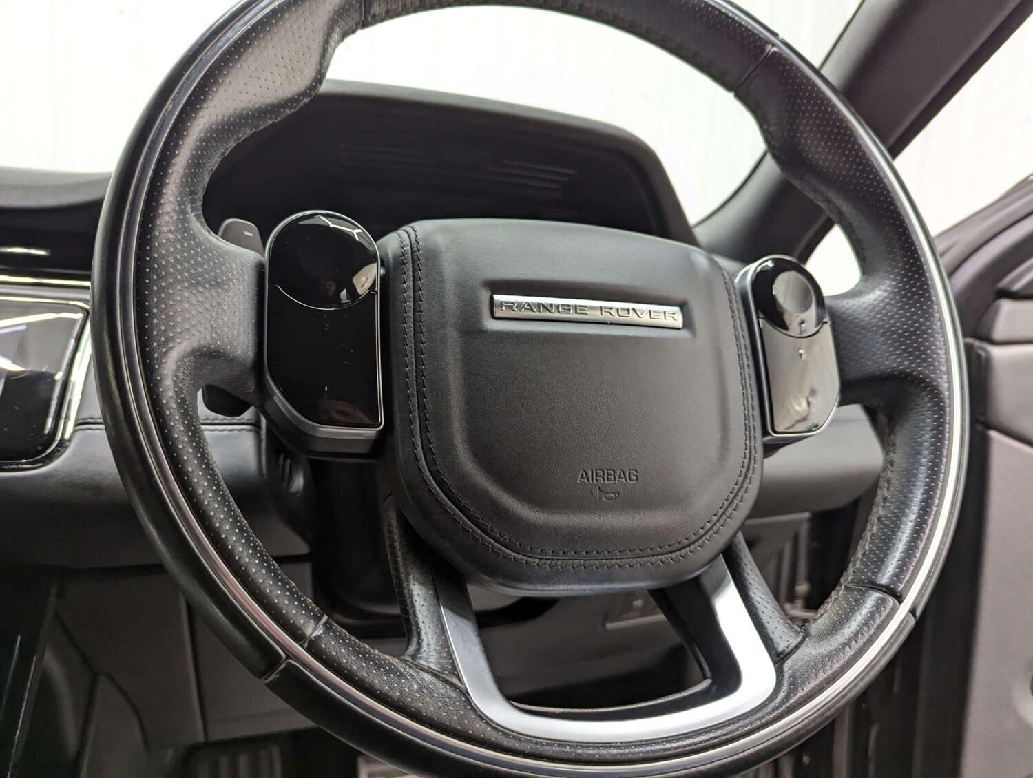 Used Land Rover Range Rover Evoque 2020 for sale - 77636827: Photo 74