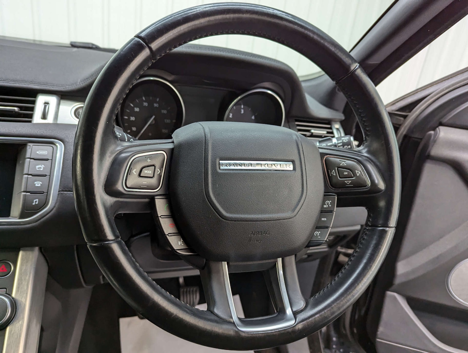 Used Land Rover Range Rover Evoque 2016 for sale - 76491010: Photo 77