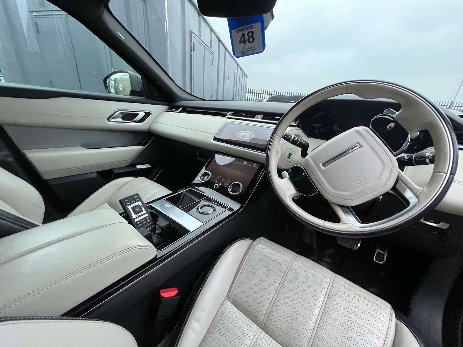 Used Land Rover Range Rover Velar 2017 for sale - 77045721: Photo 16