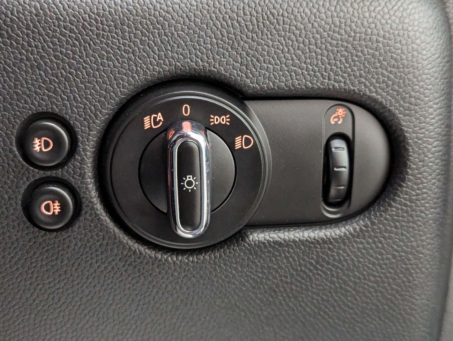 Used MINI Hatch 2018 for sale - 77289443: Photo 79