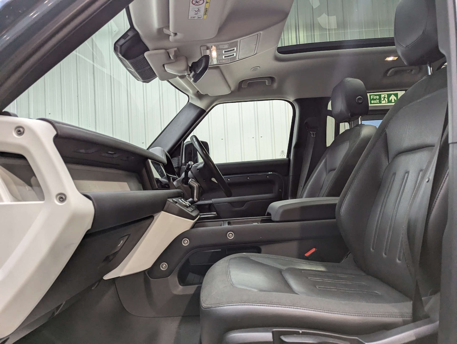 Used Land Rover Defender 2020 for sale - 77077436: Photo 57