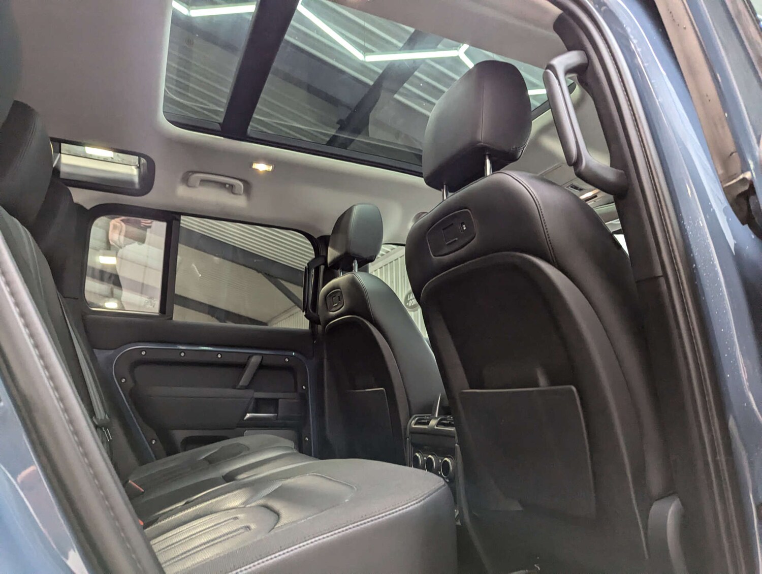 Used Land Rover Defender 2020 for sale - 77077436: Photo 60