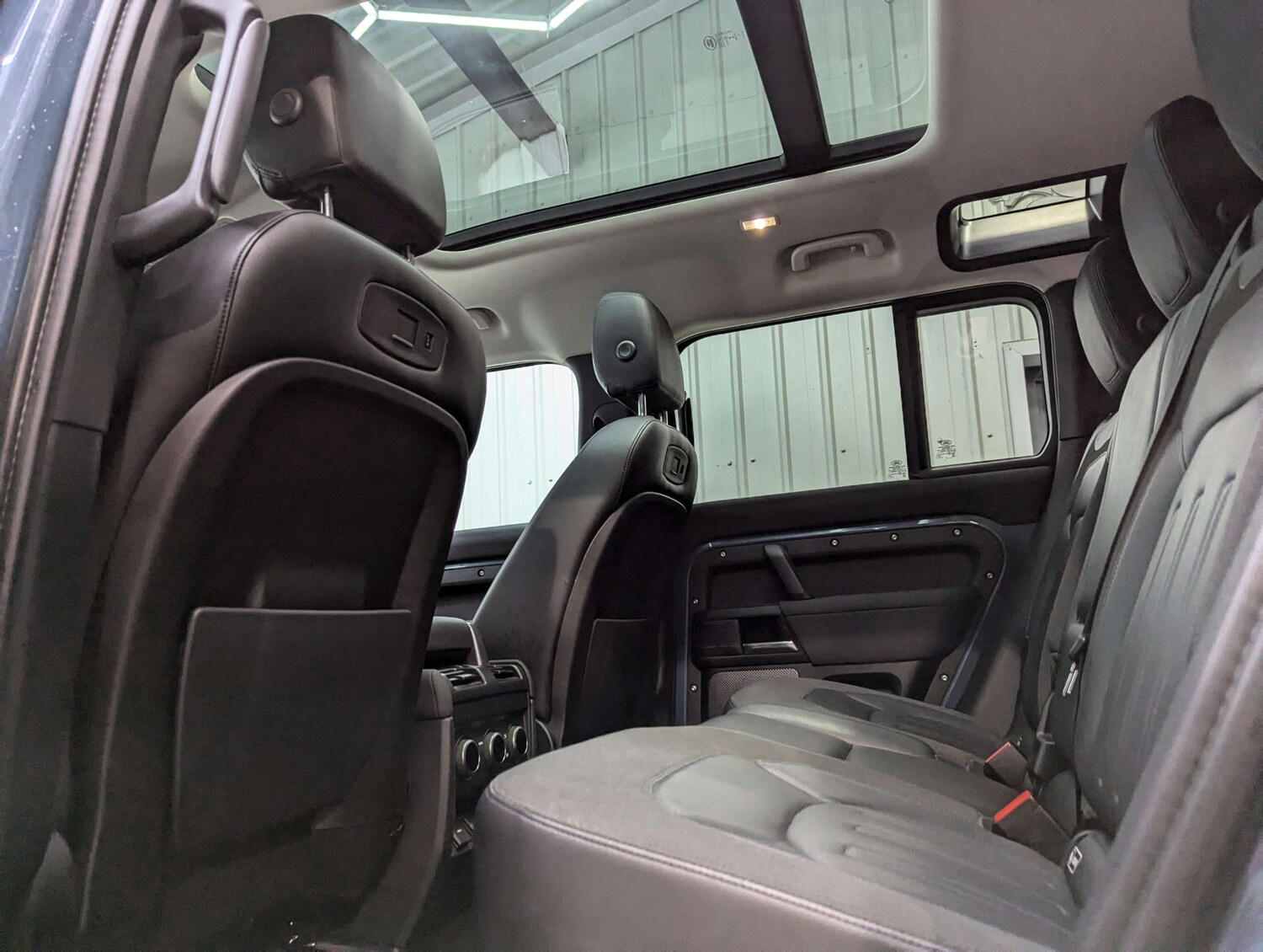 Used Land Rover Defender 2020 for sale - 77077436: Photo 66