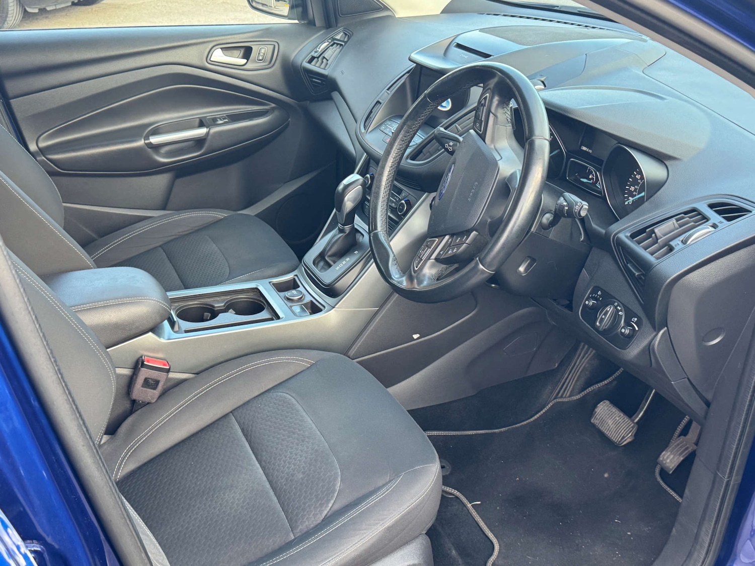 Used Ford Kuga 2017 for sale - 78098927: Photo 4