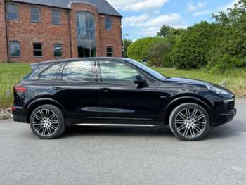 Used Porsche Cayenne 2017 for sale - 74775451: Photo