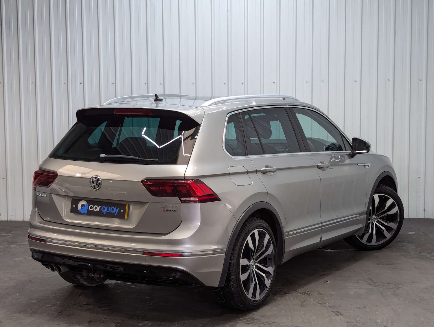Used Volkswagen Tiguan 2016 for sale - 76940196: Photo 10