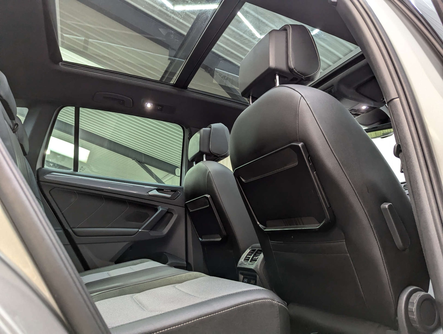 Used Volkswagen Tiguan 2016 for sale - 76940196: Photo 60