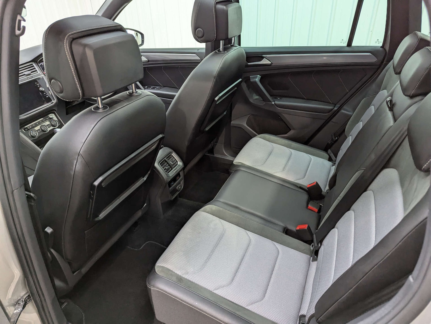 Used Volkswagen Tiguan 2016 for sale - 76940196: Photo 65