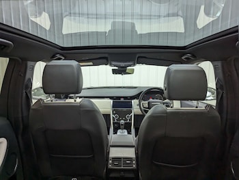 Used Land Rover Discovery Sport 2022 for sale - 77897112: Photo