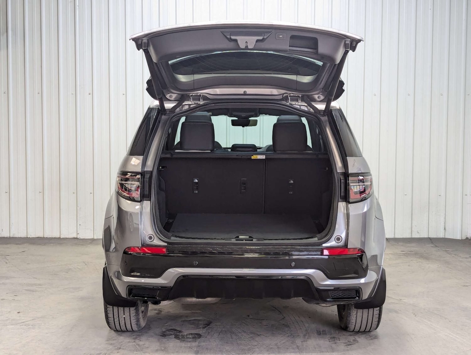 Used Land Rover Discovery Sport 2022 for sale - 77897112: Photo 43