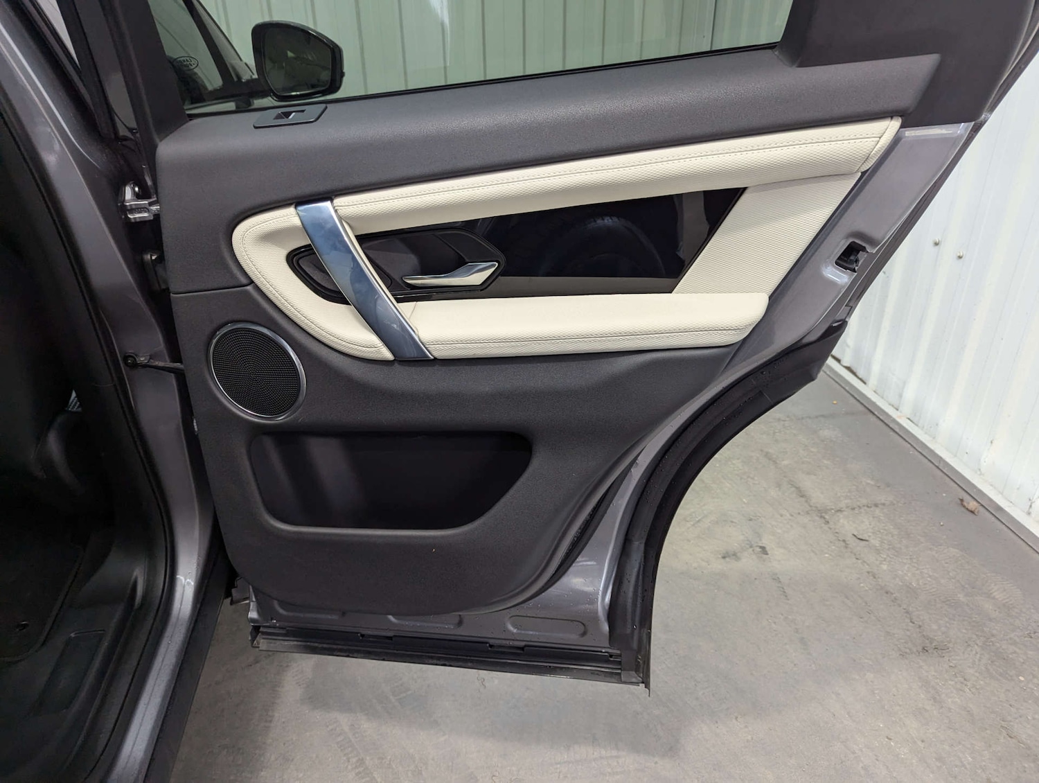 Used Land Rover Discovery Sport 2022 for sale - 77897112: Photo 61