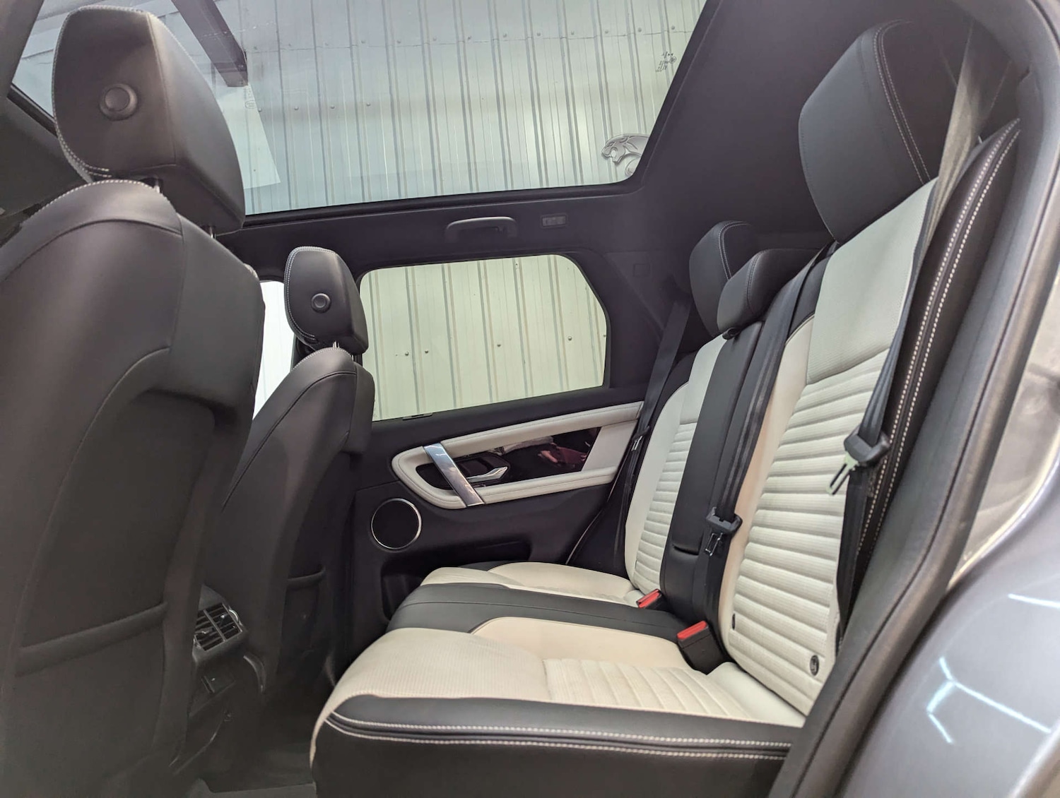 Used Land Rover Discovery Sport 2022 for sale - 77897112: Photo 66