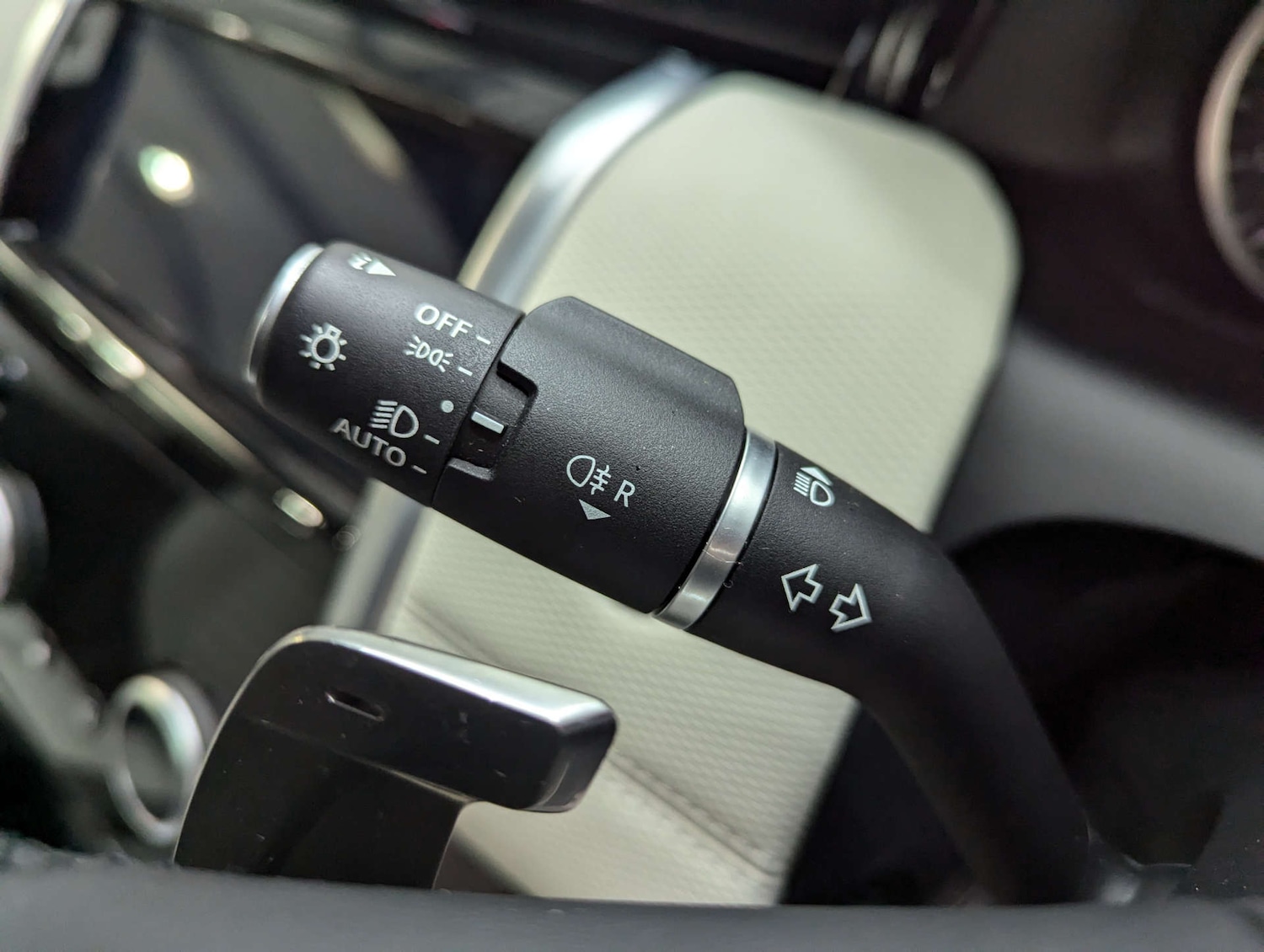 Used Land Rover Discovery Sport 2022 for sale - 77897112: Photo 73