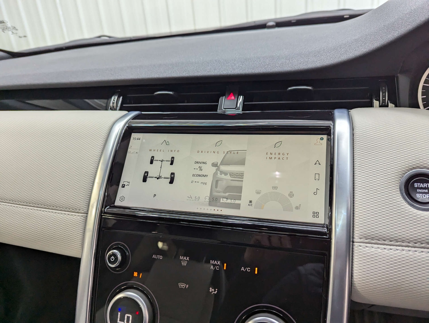 Used Land Rover Discovery Sport 2022 for sale - 77897112: Photo 93