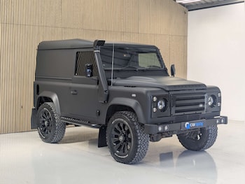 Used Land Rover Defender 90 2012 for sale - 79260120: Photo