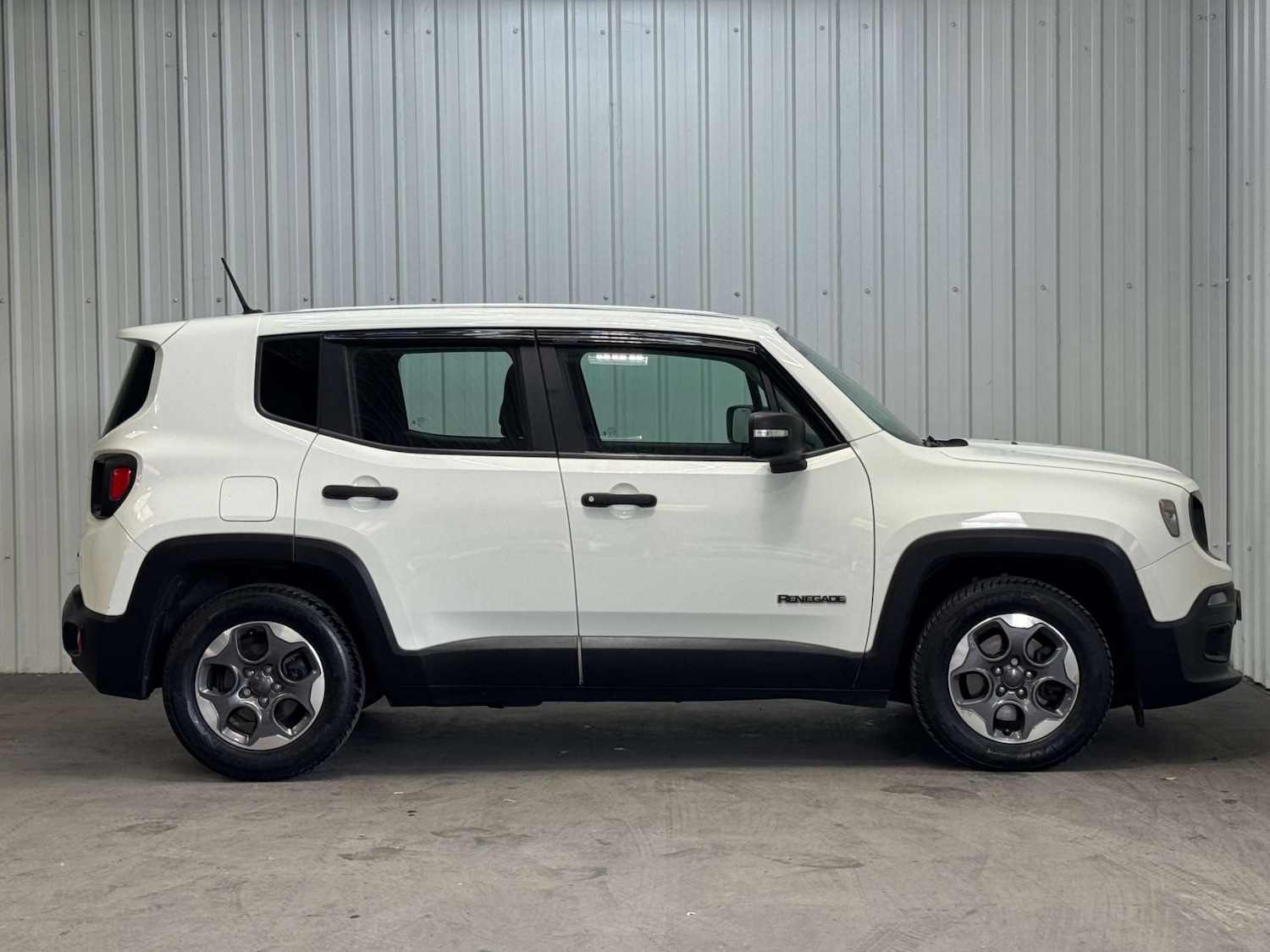 Used Jeep Renegade 2016 for sale - 76278474: Photo 14