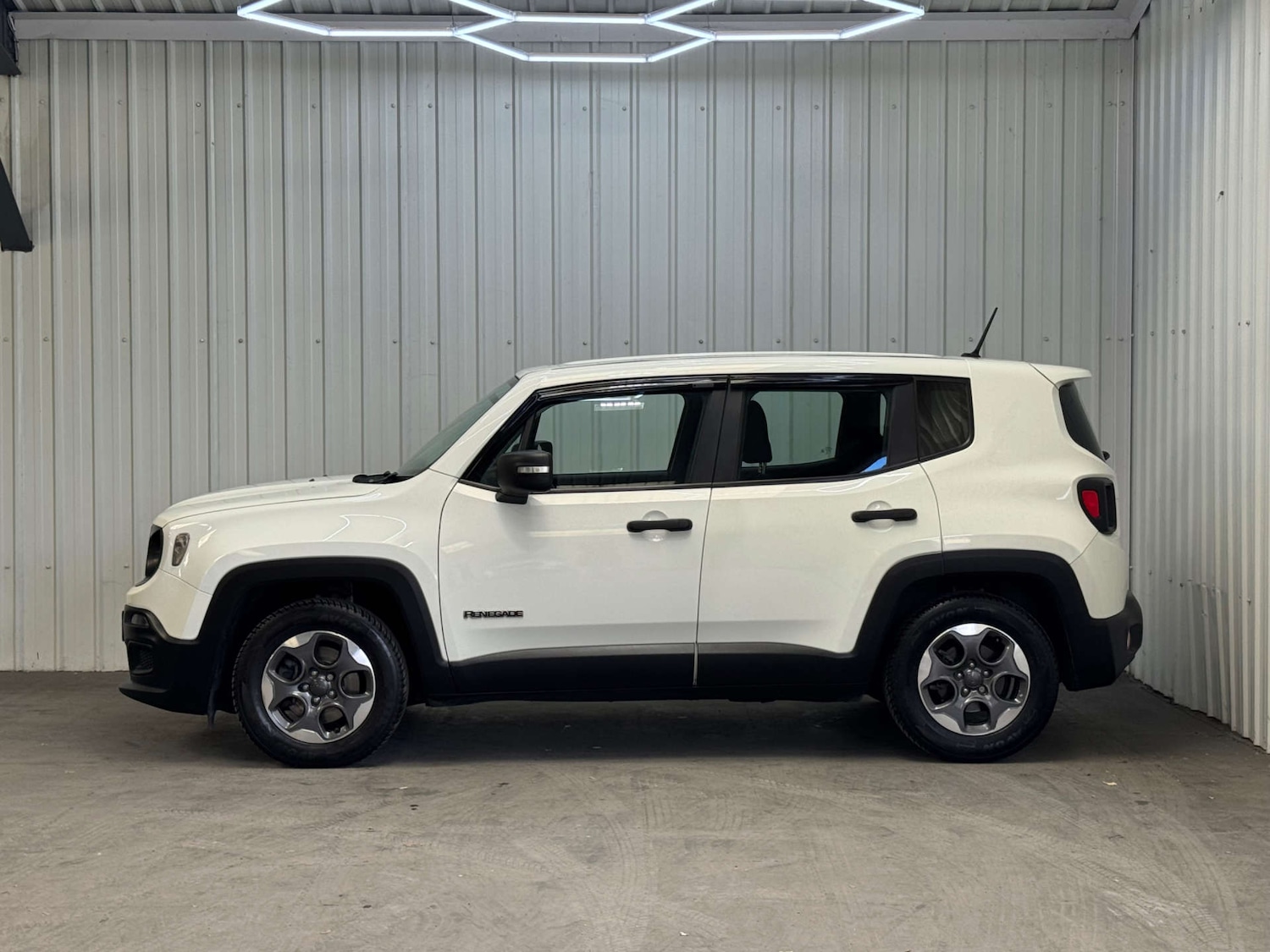 Used Jeep Renegade 2016 for sale - 76278474: Photo 15