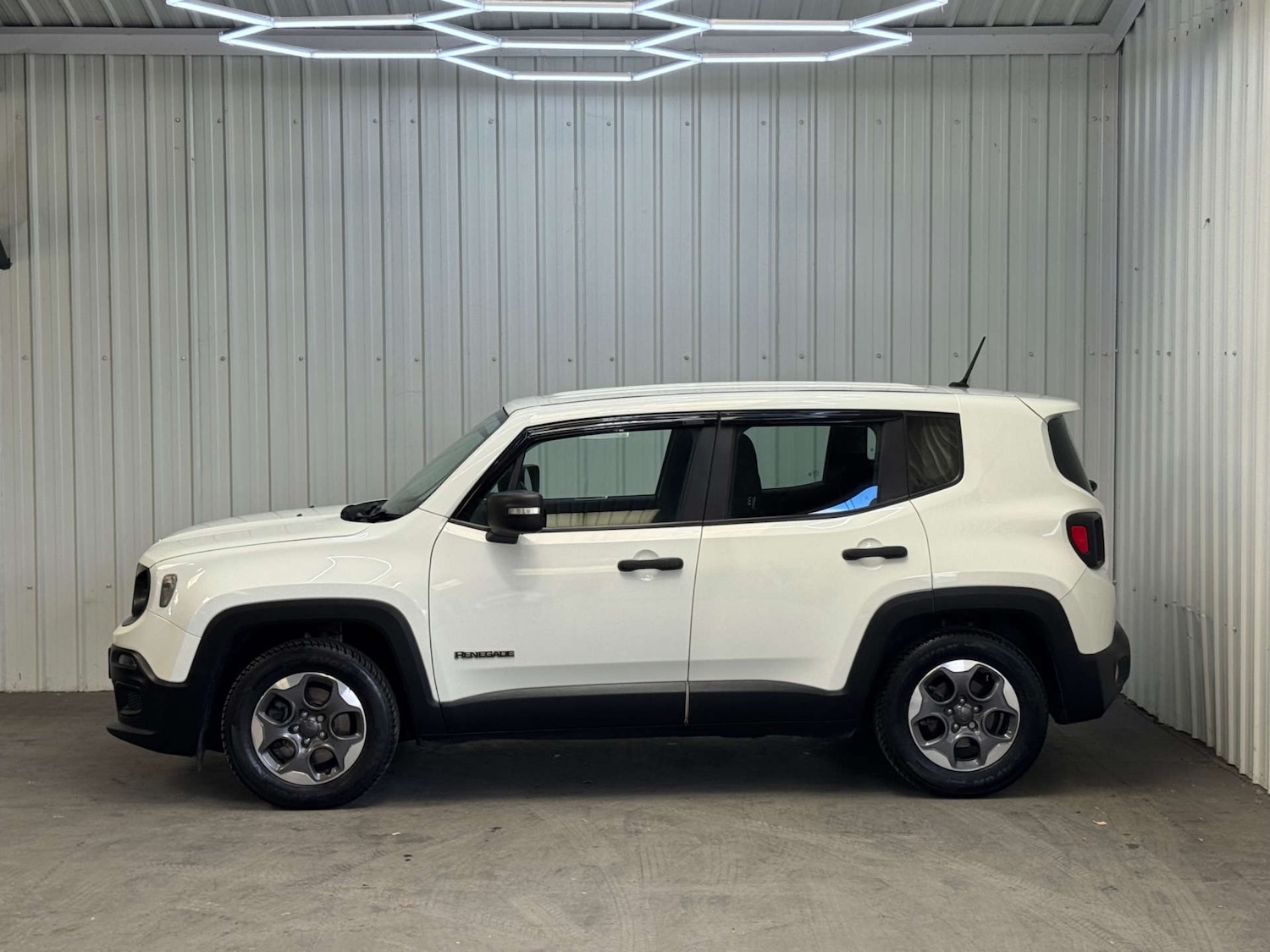 Used Jeep Renegade 2016 for sale - 76278474: Photo 17