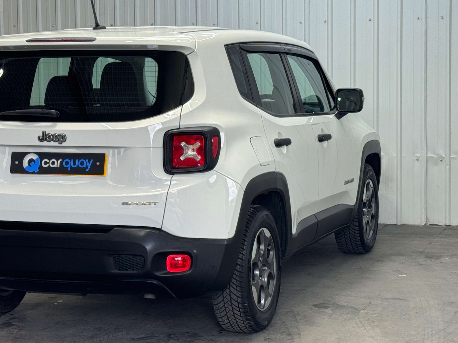 Used Jeep Renegade 2016 for sale - 76278474: Photo 35
