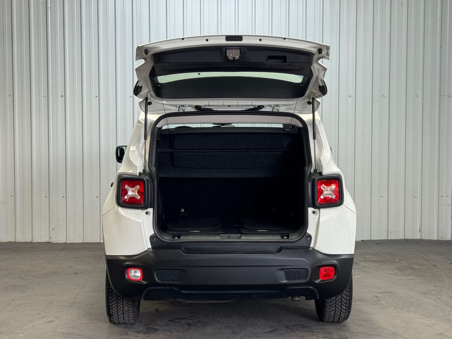 Used Jeep Renegade 2016 for sale - 76278474: Photo 43