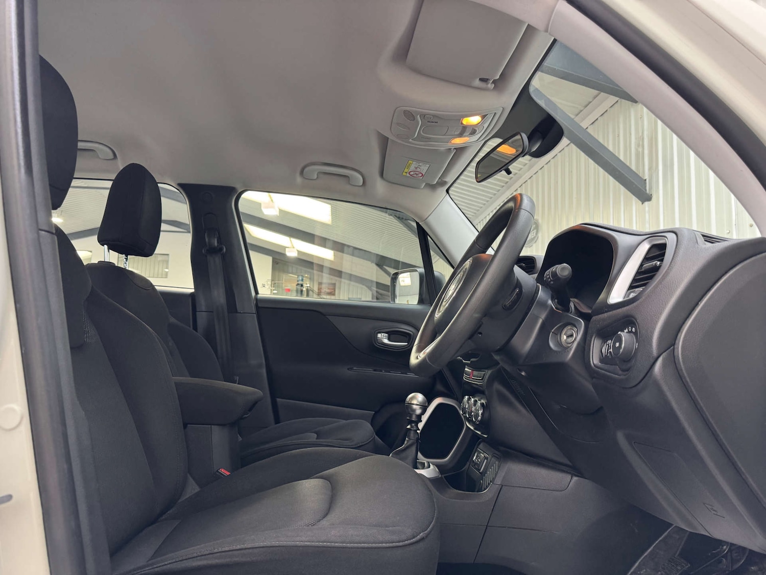 Used Jeep Renegade 2016 for sale - 76278474: Photo 50