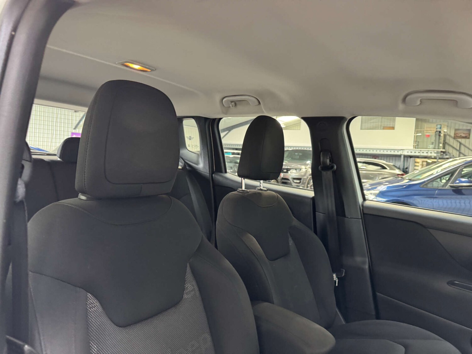 Used Jeep Renegade 2016 for sale - 76278474: Photo 51