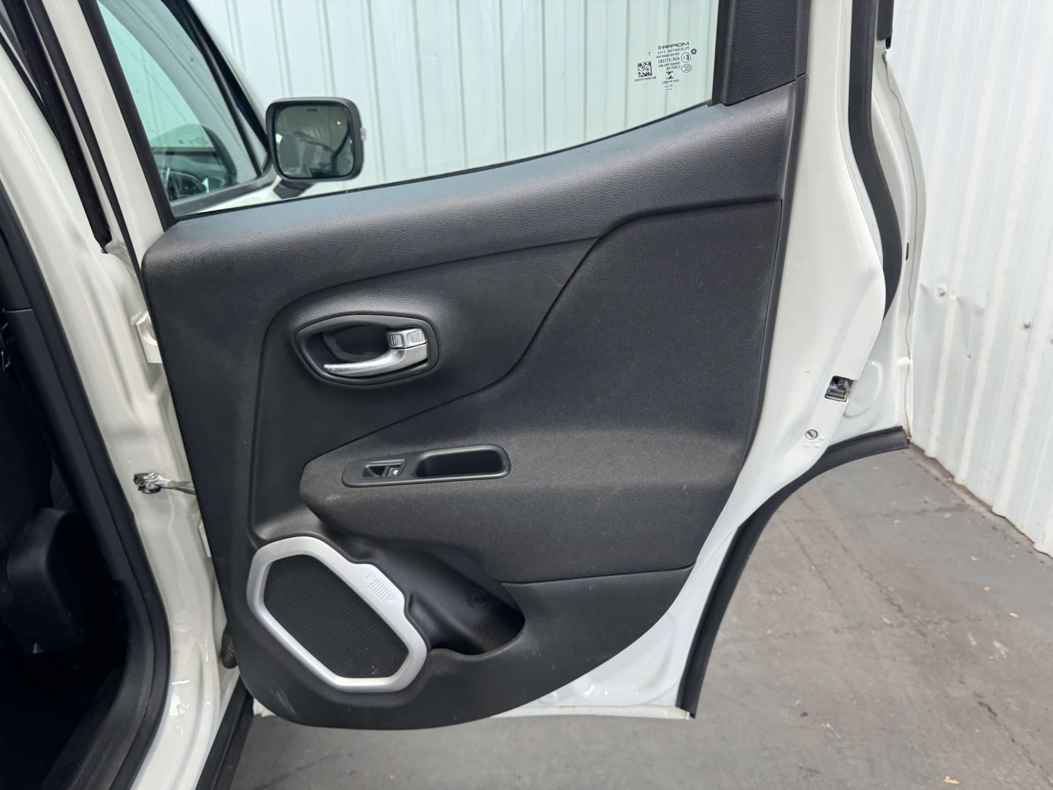 Used Jeep Renegade 2016 for sale - 76278474: Photo 65