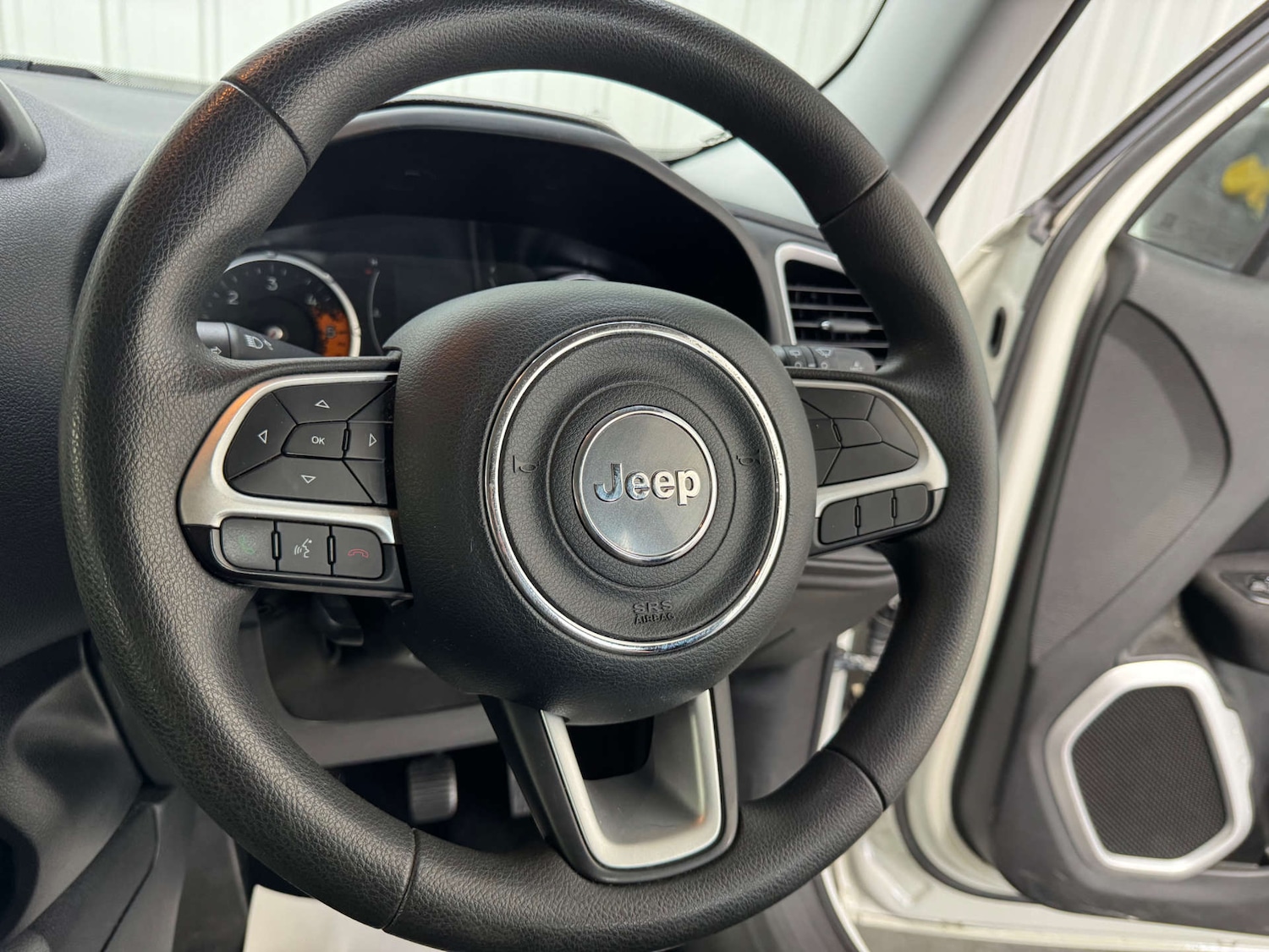 Used Jeep Renegade 2016 for sale - 76278474: Photo 77