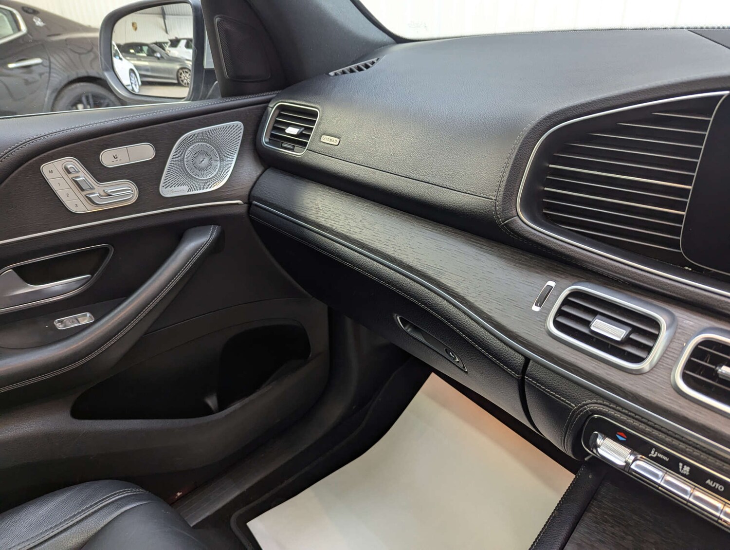 Used Mercedes-Benz GLE 2019 for sale - 77536209: Photo 86