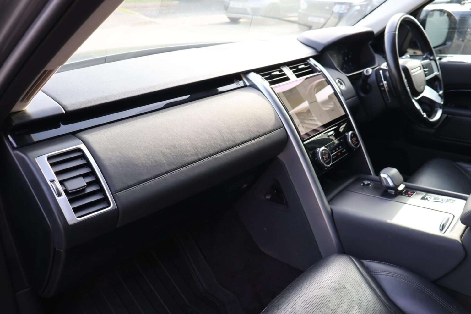 Used Land Rover Discovery 2021 for sale - 77995254: Photo 11