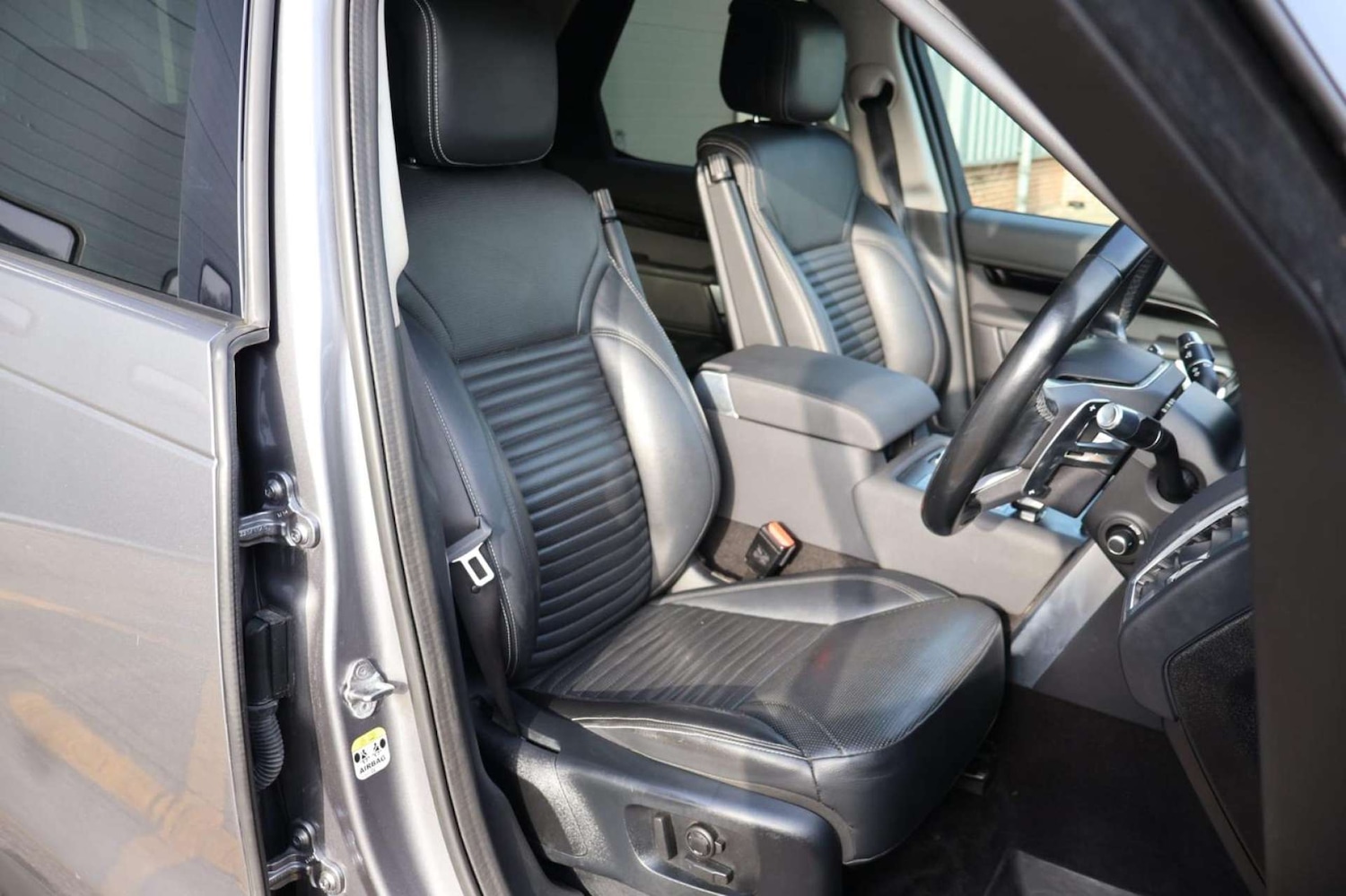 Used Land Rover Discovery 2021 for sale - 77995254: Photo 2