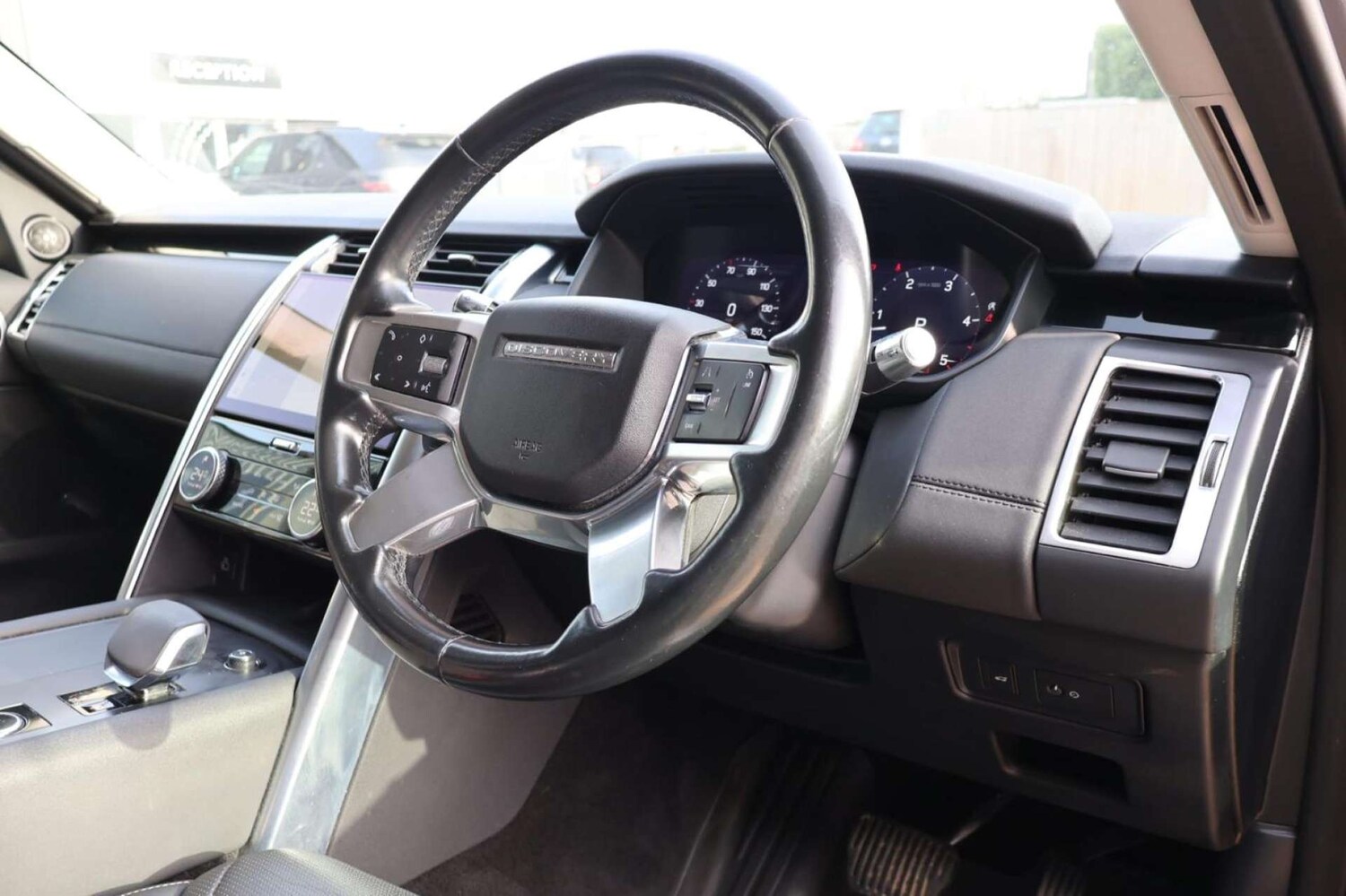 Used Land Rover Discovery 2021 for sale - 77995254: Photo 8