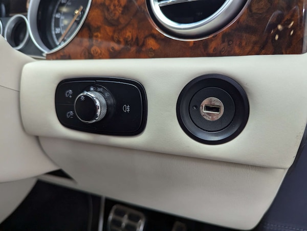 Used Bentley Flying Spur 2014 for sale - 76005322: Photo 81