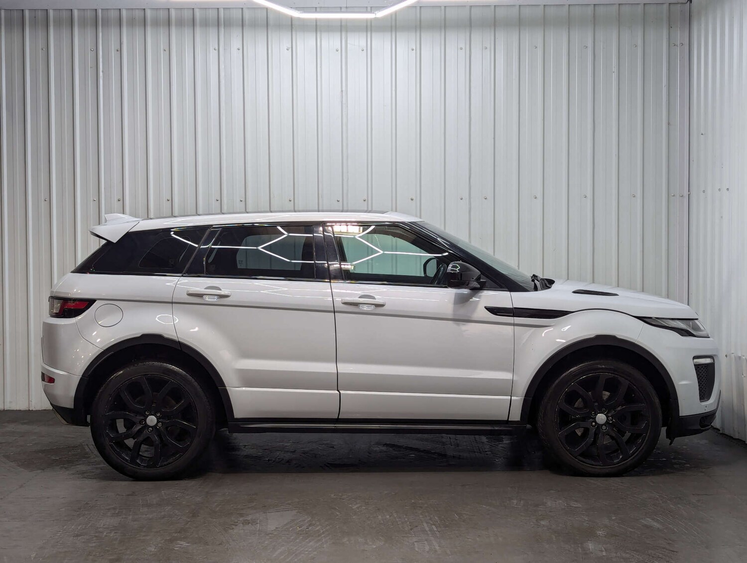 Used Land Rover Range Rover Evoque 2017 for sale - 76096895: Photo 13