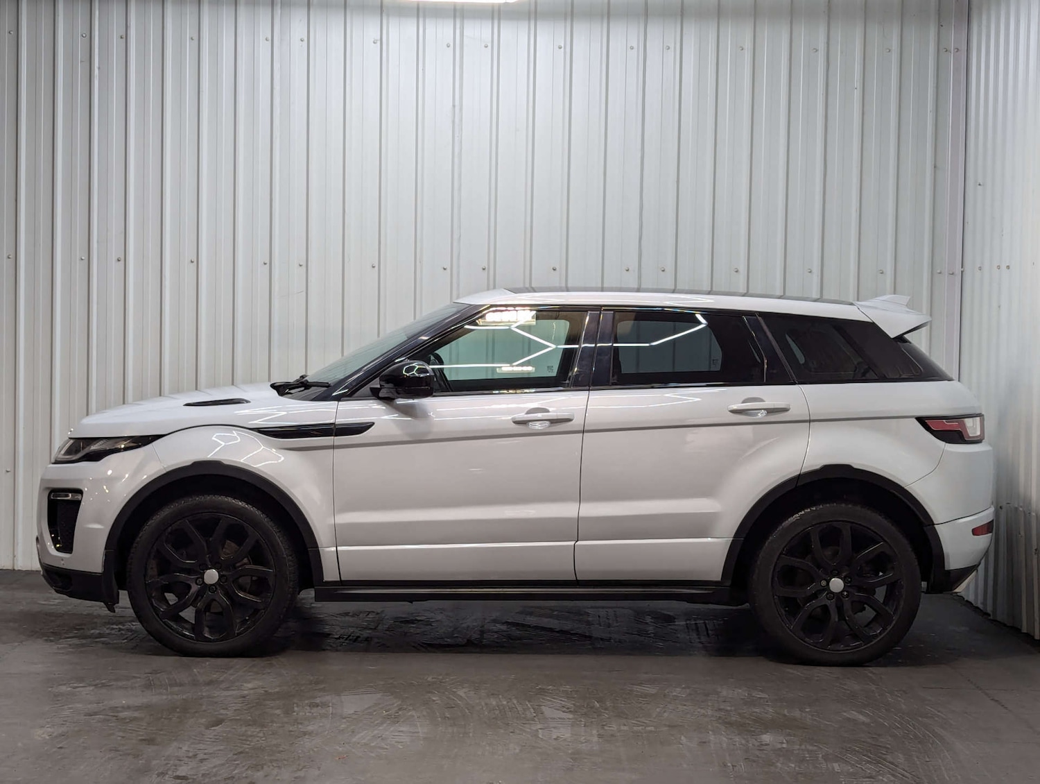 Used Land Rover Range Rover Evoque 2017 for sale - 76096895: Photo 15