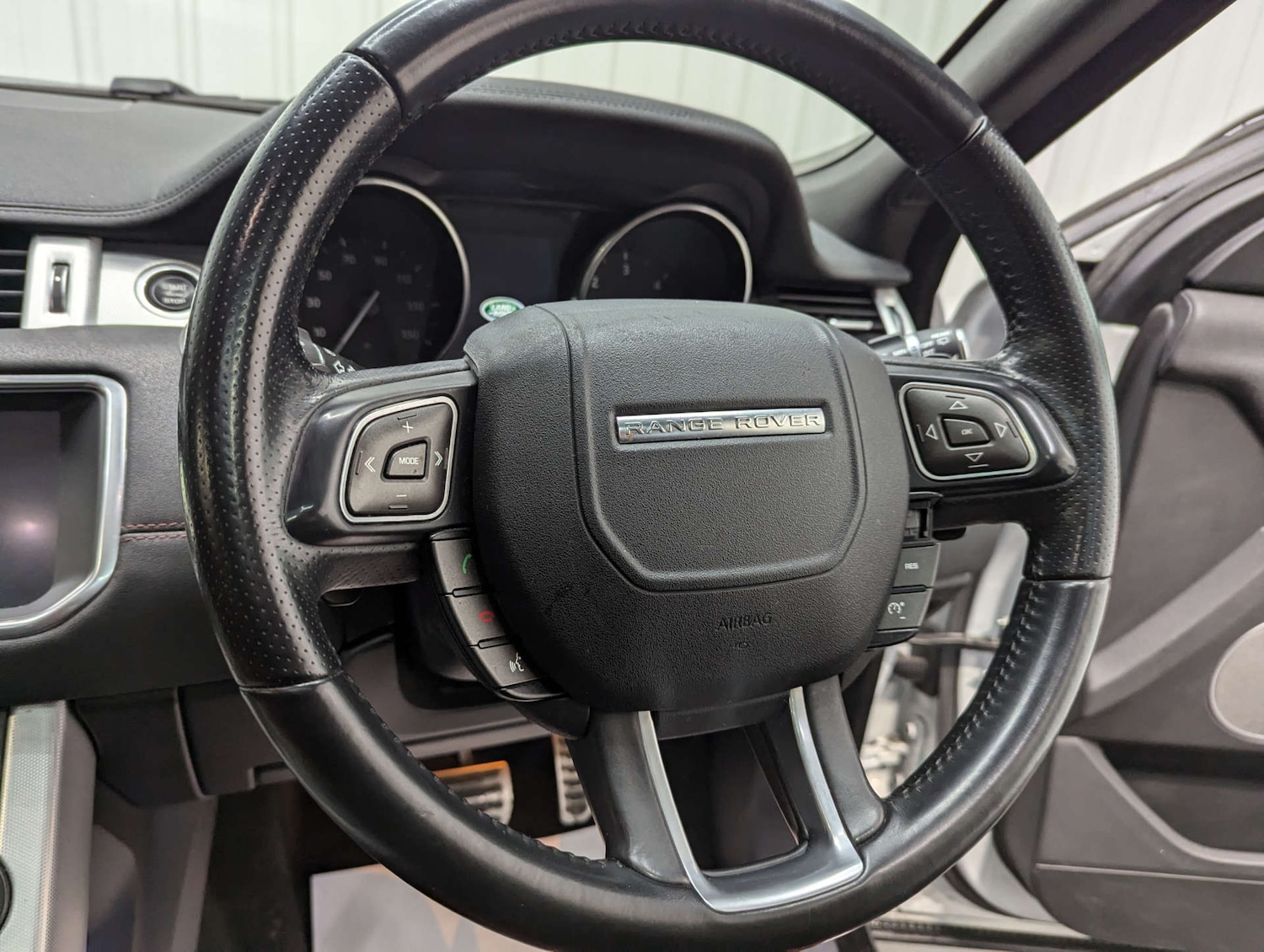 Used Land Rover Range Rover Evoque 2017 for sale - 76096895: Photo 77