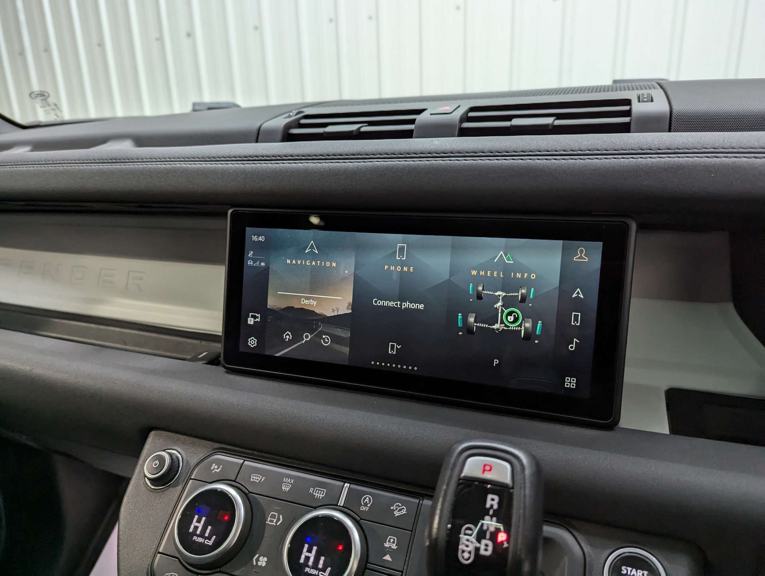 Used Land Rover Defender 2020 for sale - 77567356: Photo 83