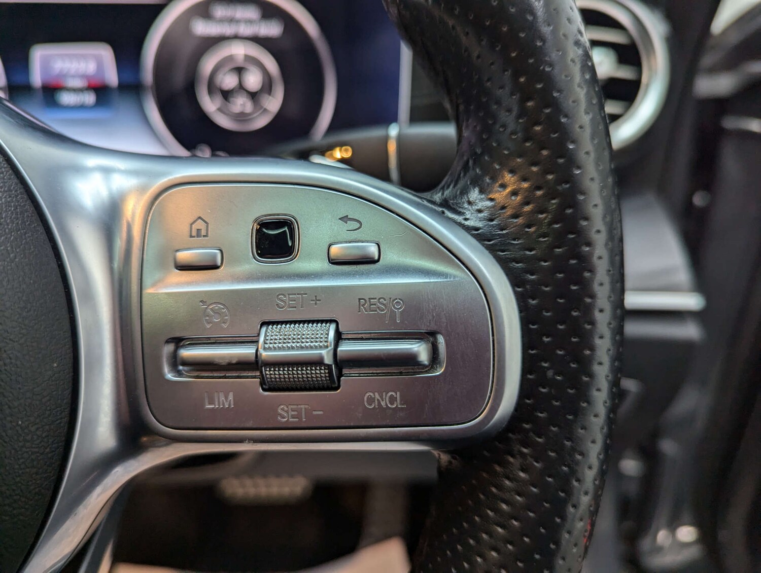 Used Mercedes-Benz E Class 2020 for sale - 77375820: Photo 74