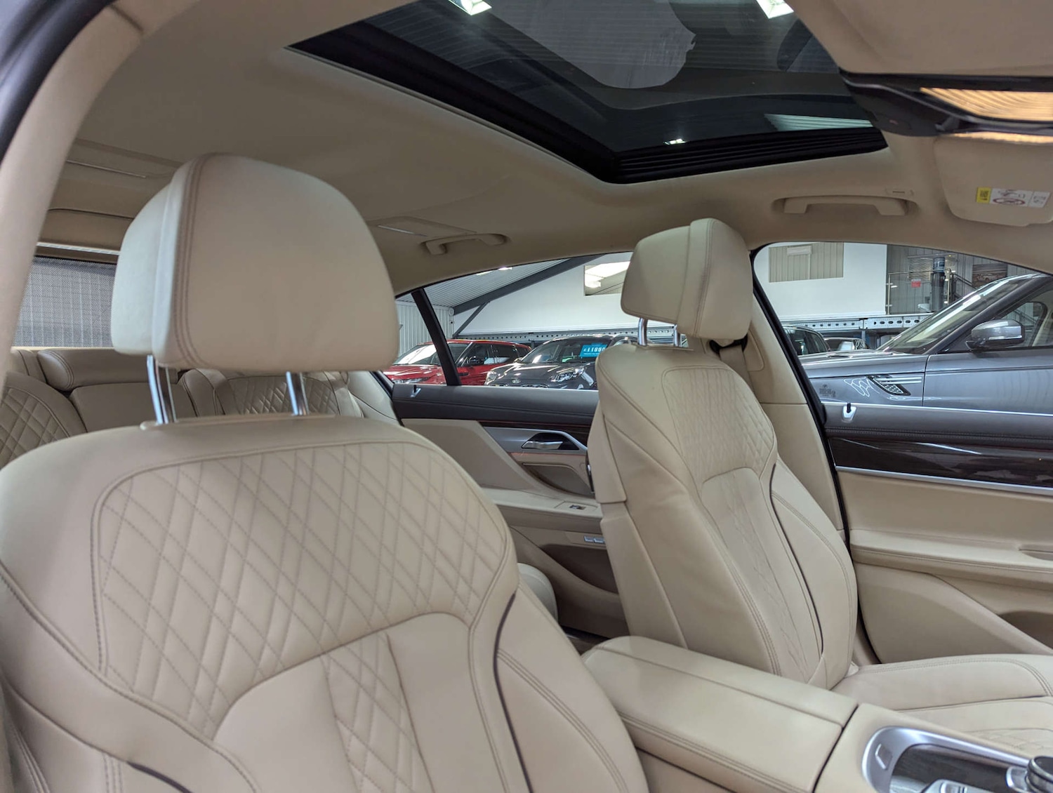 Used BMW 7 Series 2017 for sale - 76971074: Photo 44