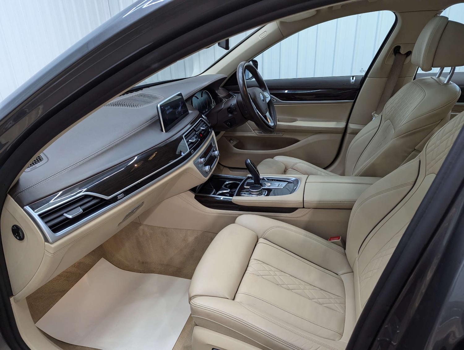 Used BMW 7 Series 2017 for sale - 76971074: Photo 47