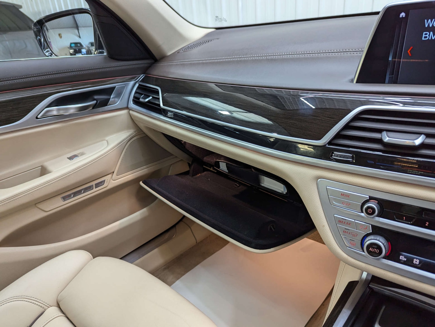 Used BMW 7 Series 2017 for sale - 76971074: Photo 86