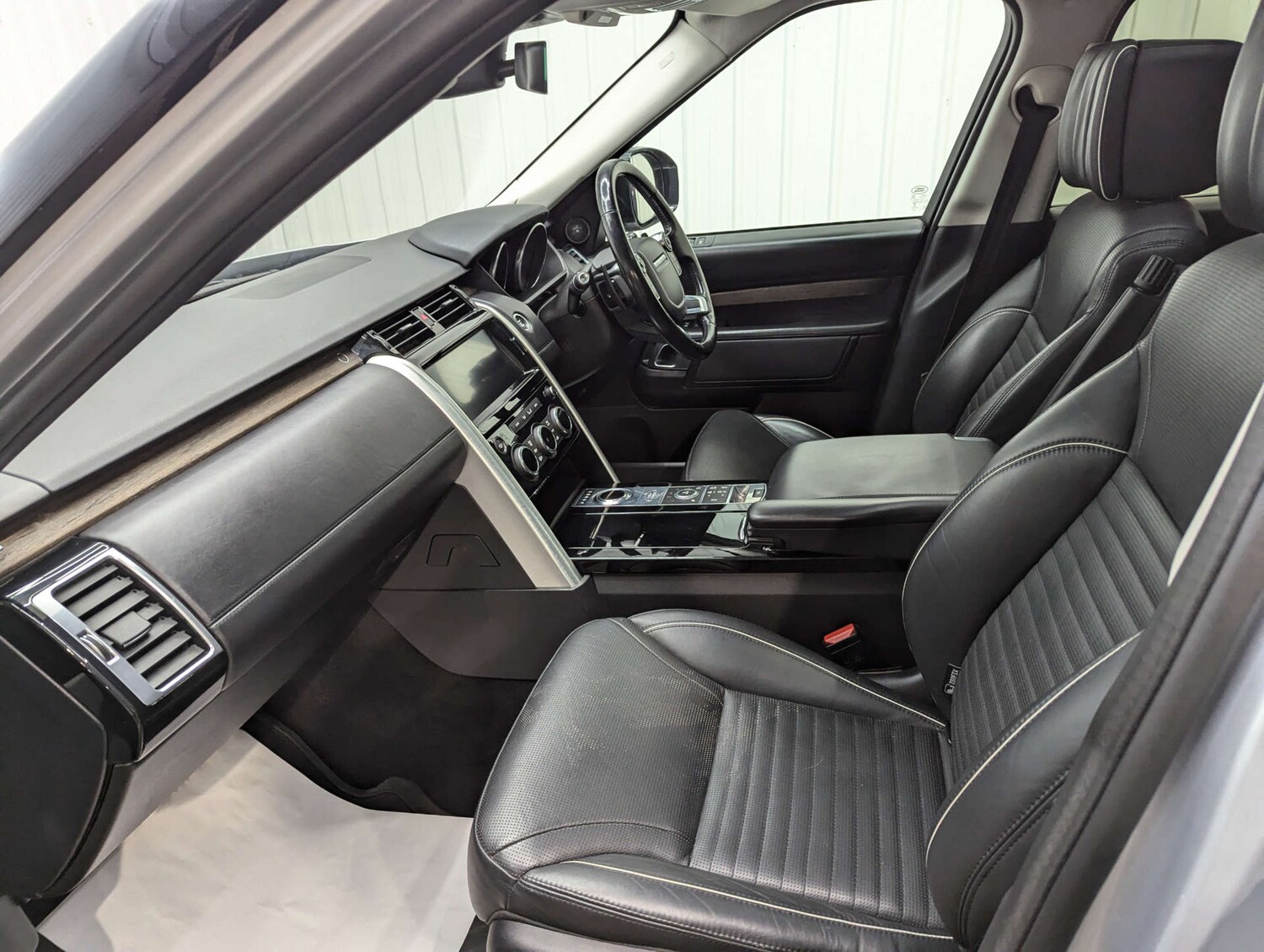 Used Land Rover Discovery 2017 for sale - 76511113: Photo 53