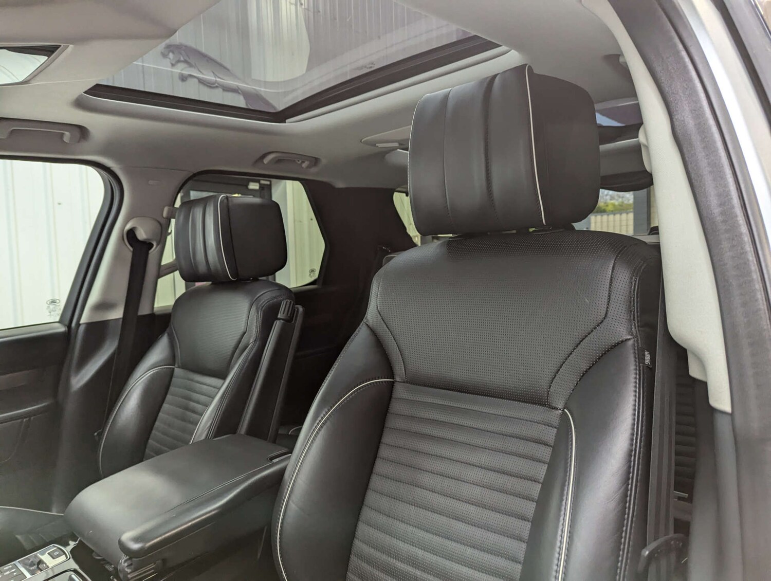 Used Land Rover Discovery 2017 for sale - 76511113: Photo 56