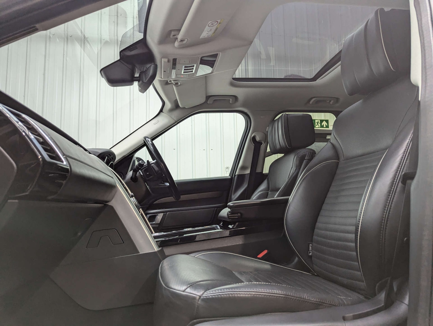 Used Land Rover Discovery 2017 for sale - 76511113: Photo 57