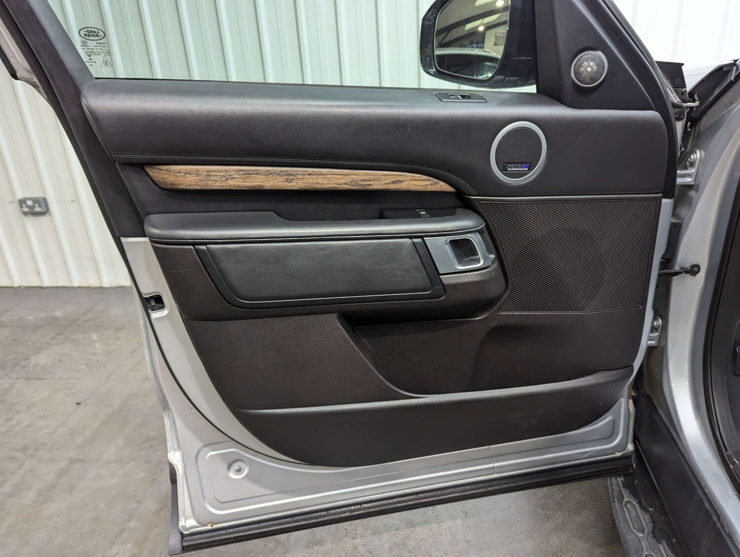 Used Land Rover Discovery 2017 for sale - 76511113: Photo 58