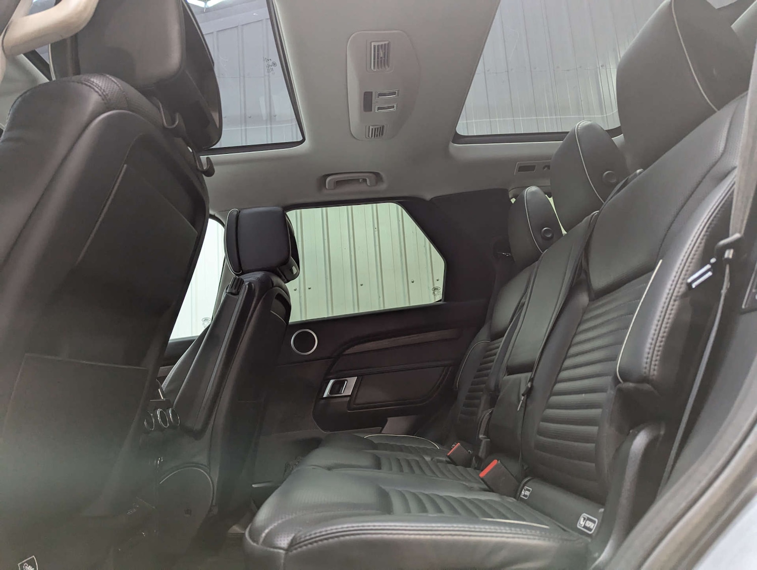 Used Land Rover Discovery 2017 for sale - 76511113: Photo 68